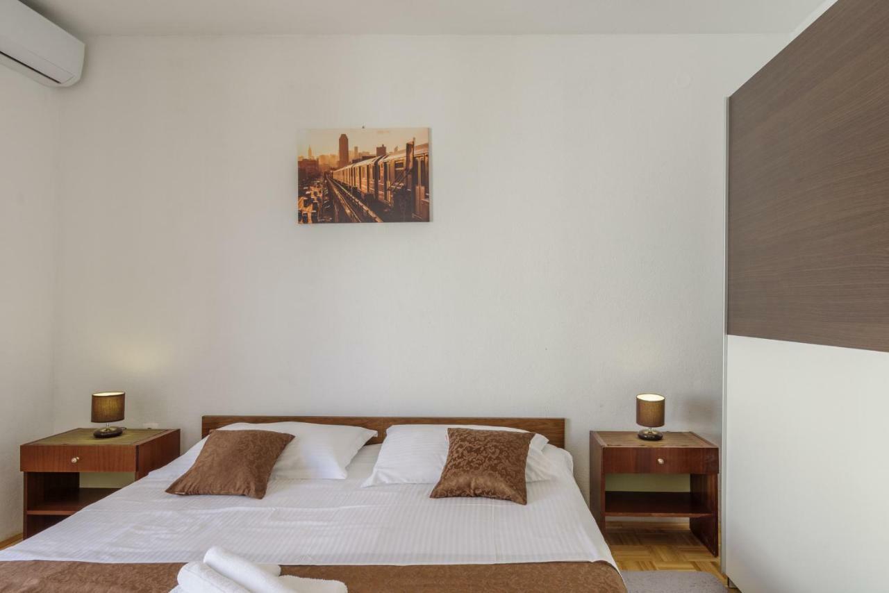 Kaštela Renic Apartmani מראה חיצוני תמונה